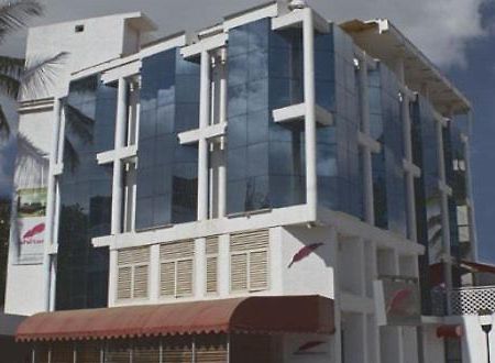 Shilton Suites Bangalore Eksteriør billede