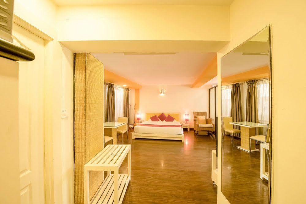Shilton Suites Bangalore Eksteriør billede